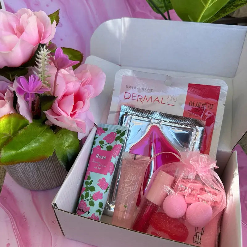 Glam Beauty Boxes Perfect for Your Ultimate Indulgence for Beauty! Luxury